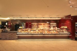 22, U2-Station Aspernstraße Bäckerei & Konditorei - Stehcafé
